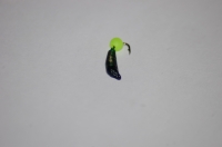 Ручейник, с флуоресцентным бисером (Санхар), размер 2 мм, вес 0.32 г